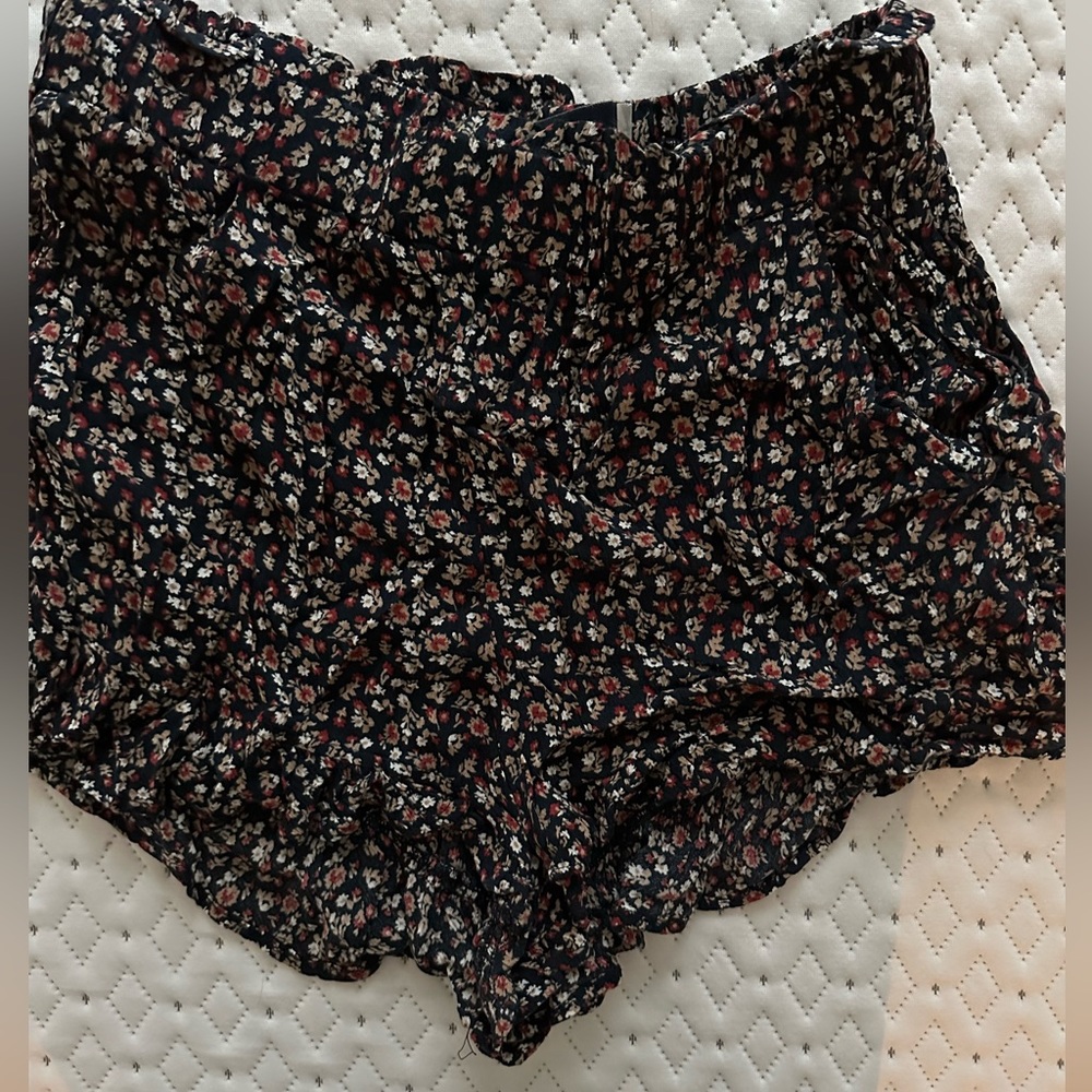 Ultra High Rise Floral Shorts